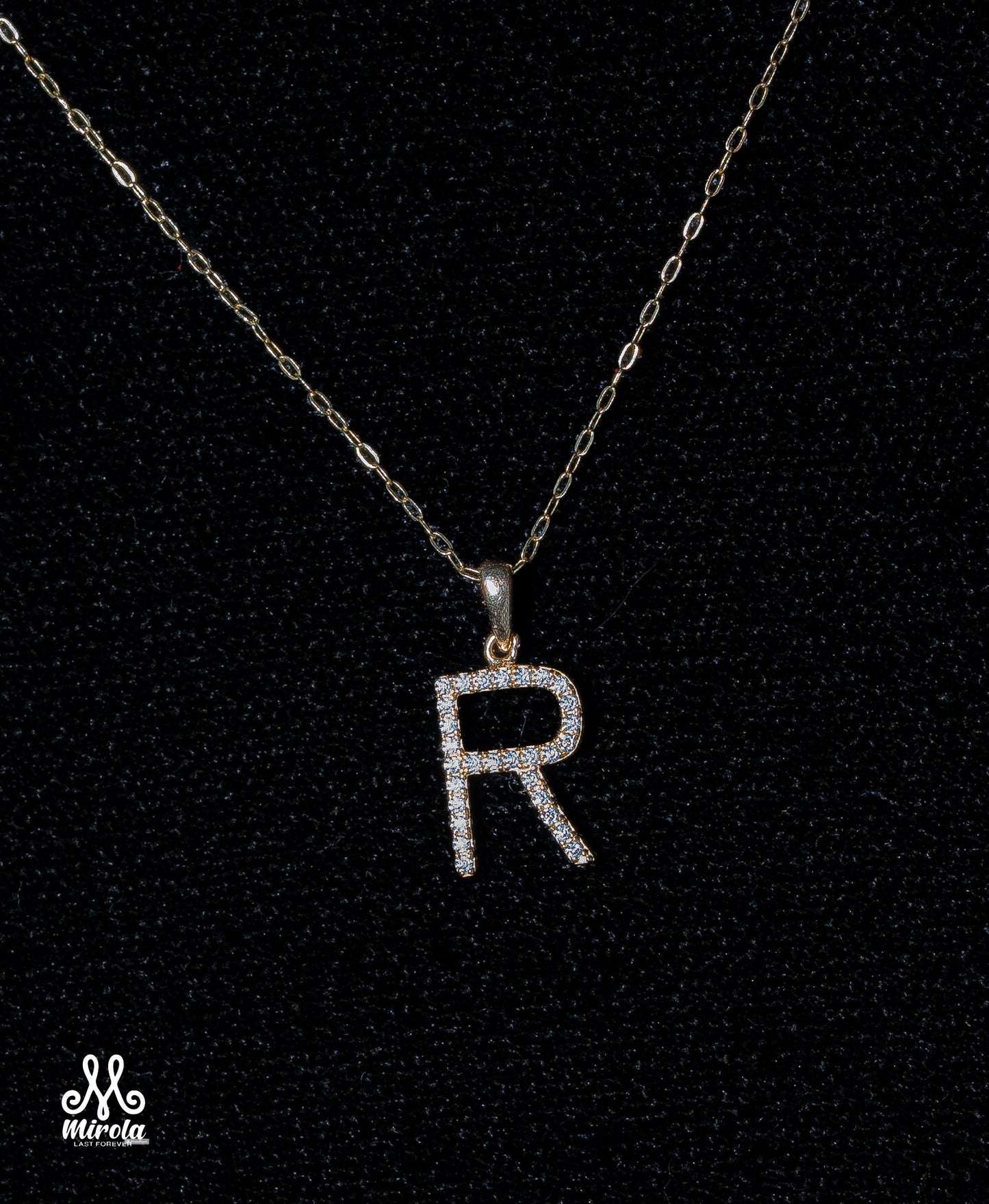 Initial Letter R Diamond Pendant in 14 Karat White Gold