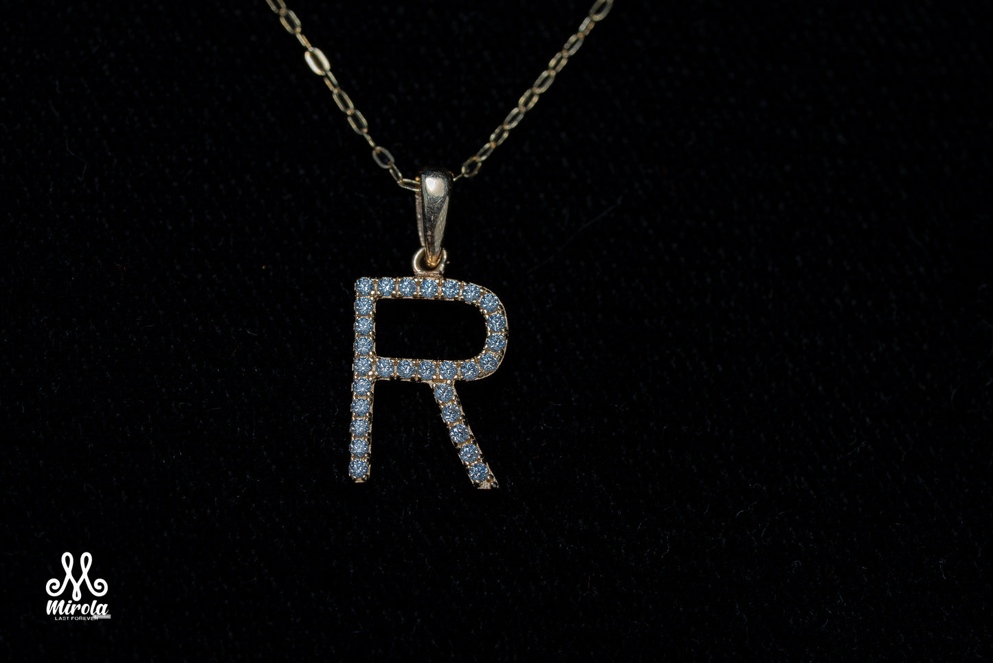 Initial Letter R Diamond Pendant in 14 Karat White Gold