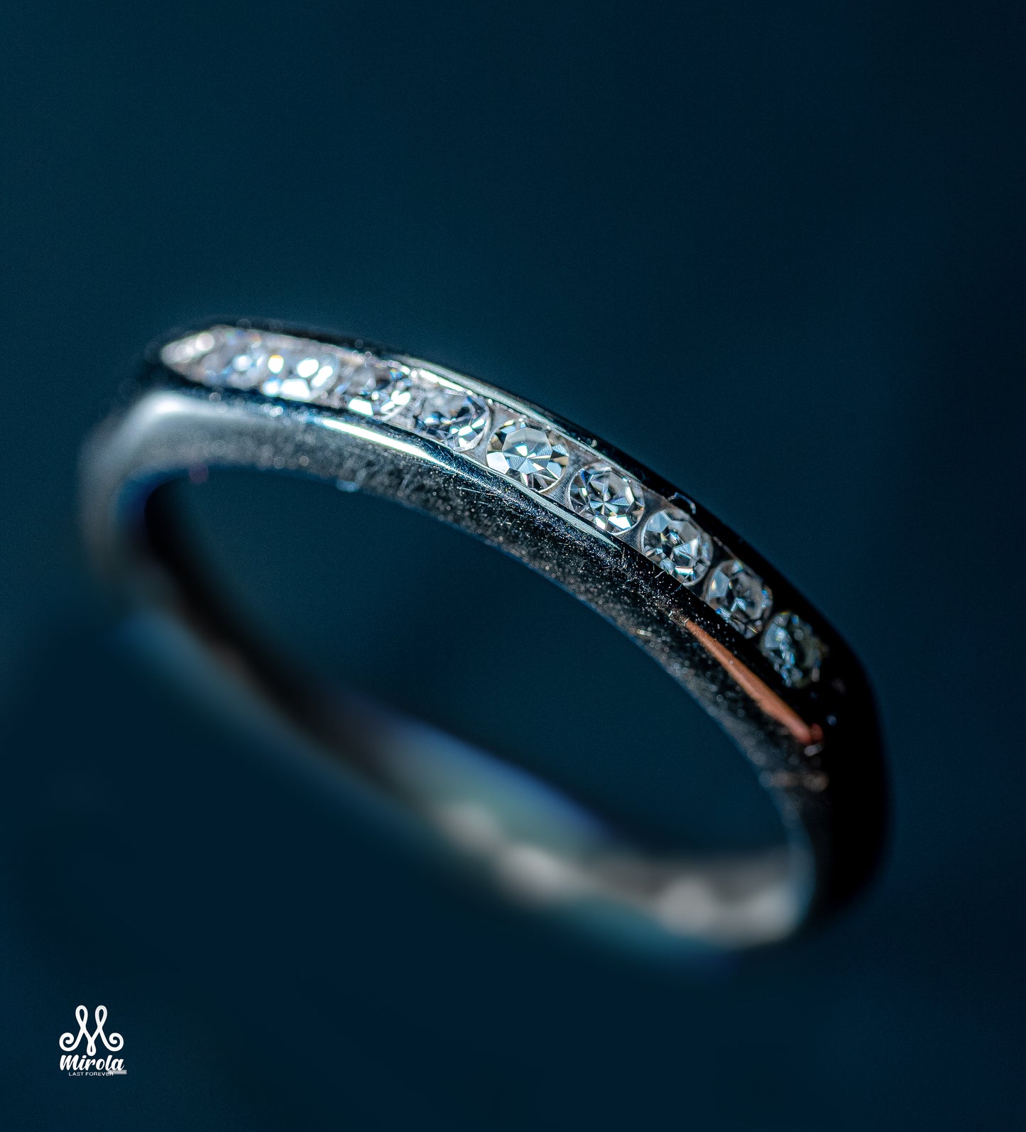 Diamond band made with 14K gold