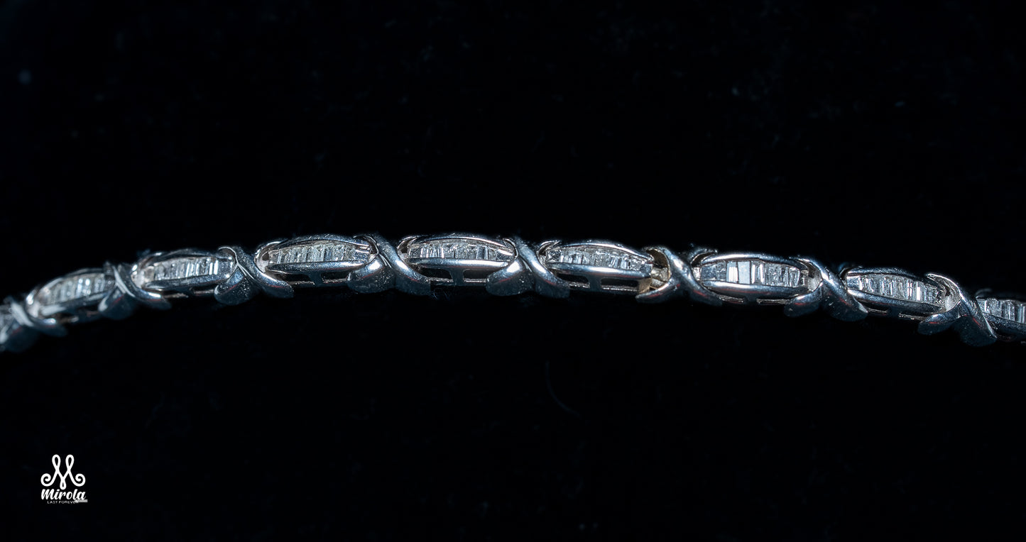 Baguette Diamond Link Bracelet in 10k White Gold