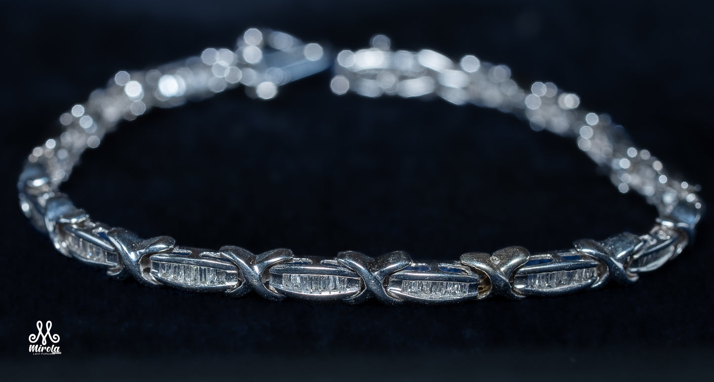 Baguette Diamond Link Bracelet in 10k White Gold