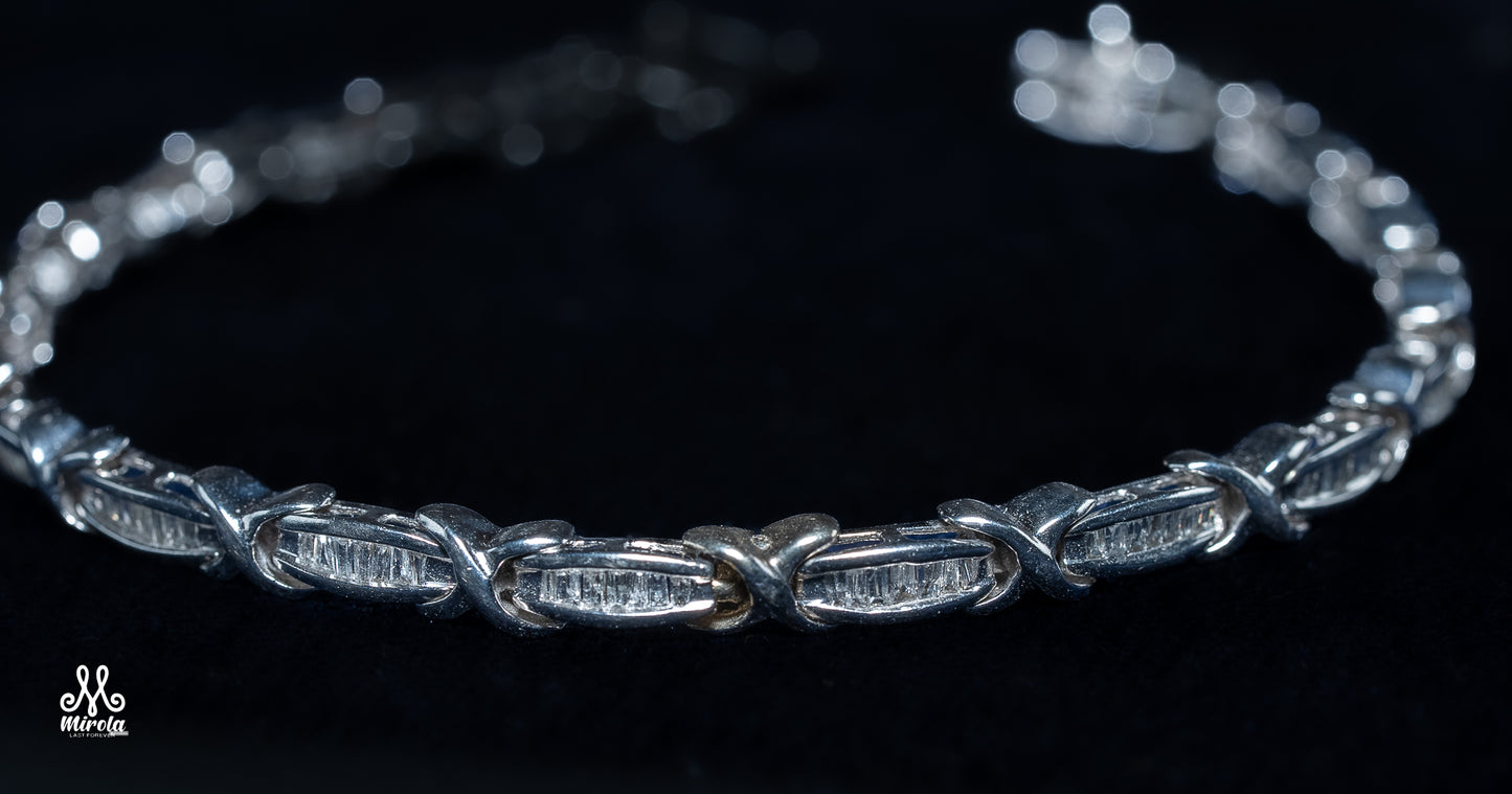 Baguette Diamond Link Bracelet in 10k White Gold