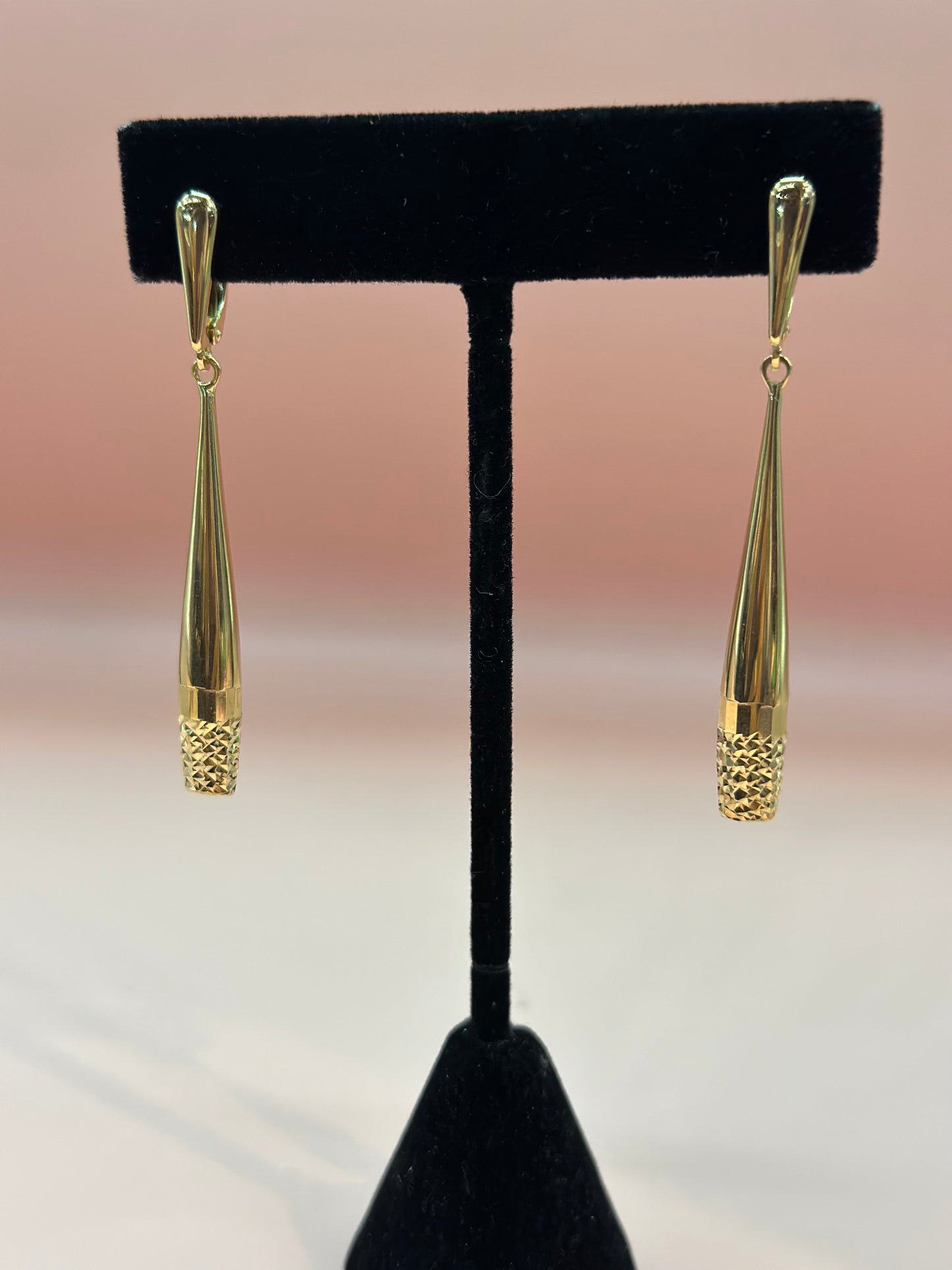 18k Yellow Gold women’s earrings